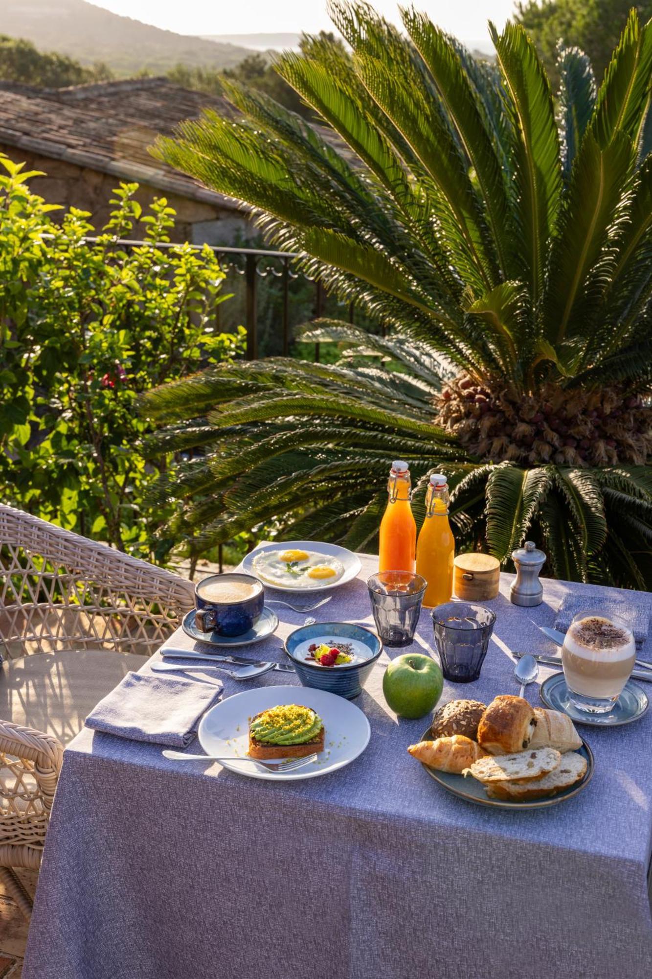 Les Bergeries De Palombaggia Hotell Porto-Vecchio  Eksteriør bilde